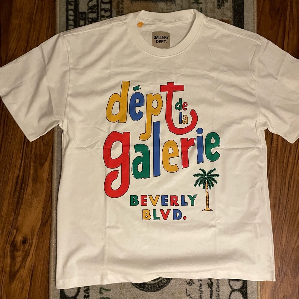 Gallery Dept. T-shirt “dept de la galarie”